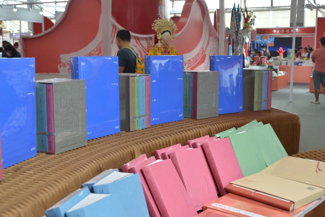 喜讯 | 乐竞体育·(中国)官方网站2部作品在“第十届全国书籍设计艺术展”中获奖